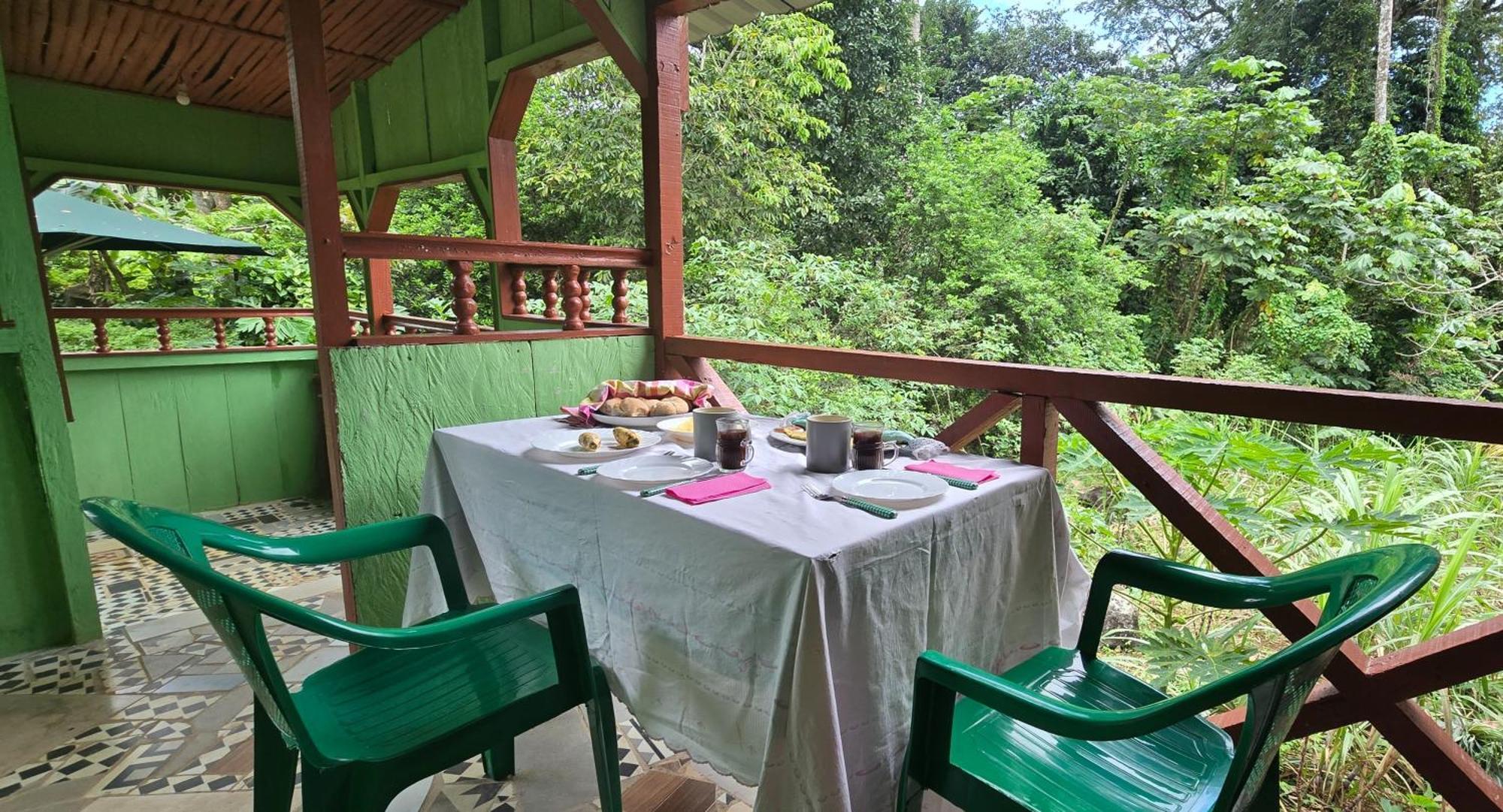 فندق Casas Salomao Santo António المظهر الخارجي الصورة